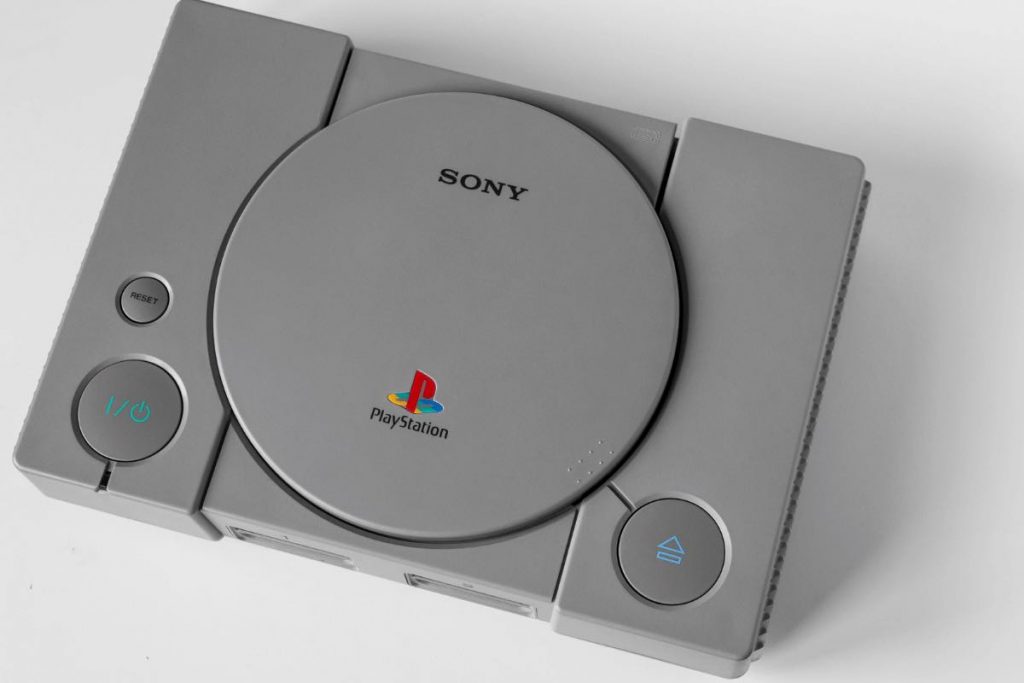 Chi ricorda il primo gioco uscito su PS1? Era incredibile