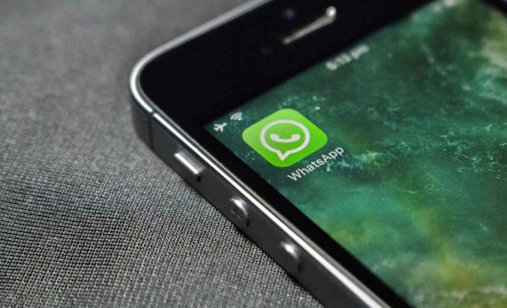 Controllare i dispositivi connessi a WhatsApp